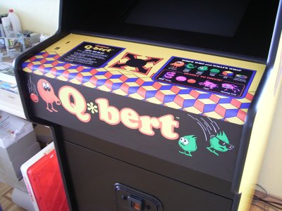 Q*bert Control Panel Overlay aus Vinyl
